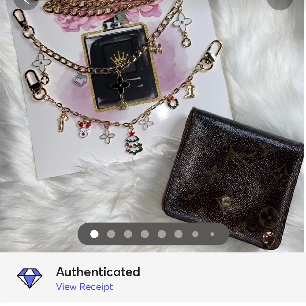 ❌SOLD❌Louis Vuitton Zip Bifold Wallet